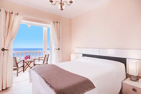 Glamour bedroom at Villa Monaco Adeje Tenerife Glamour bedroom at Villa Monaco Adeje Tenerife