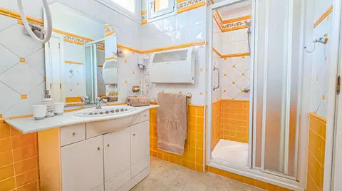 Sunset bathroom at Villa Monaco Adeje Tenerife Sunset bathroom at Villa Monaco Adeje Tenerife
